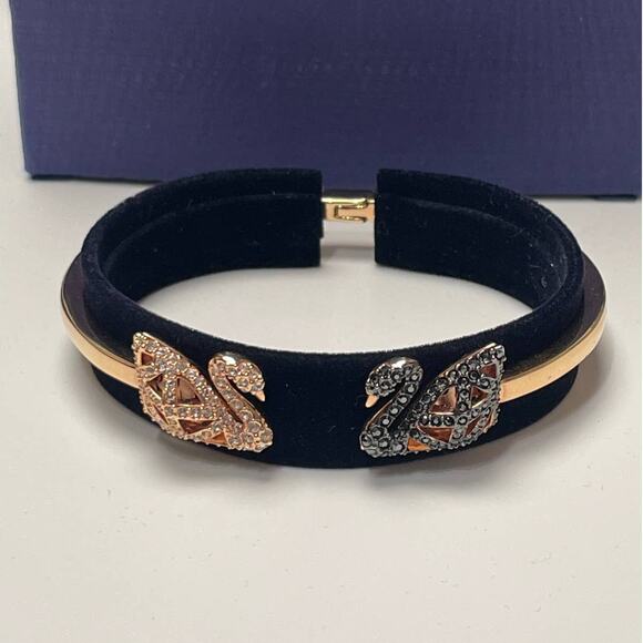 Swarovski Facet Swan Bangle Bracelet Multi Color, Size M - Picture 1 of 10